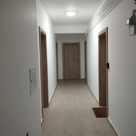 Cristina Appartement *