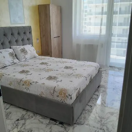 Apartment Cristina *