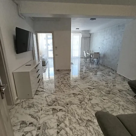 Cristina Apartment Năvodari